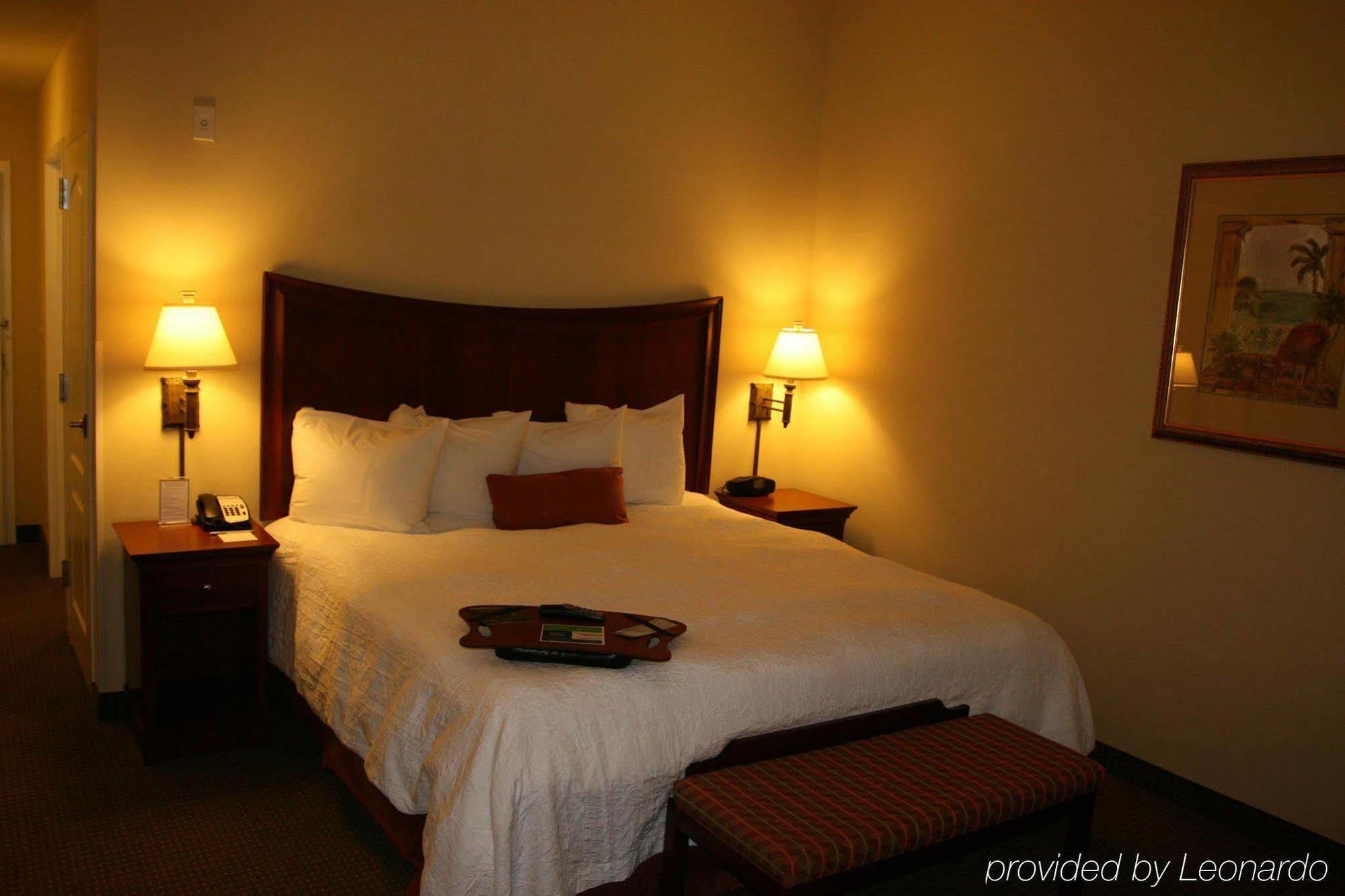 Hampton Inn & Suites Stuart-North Habitación foto